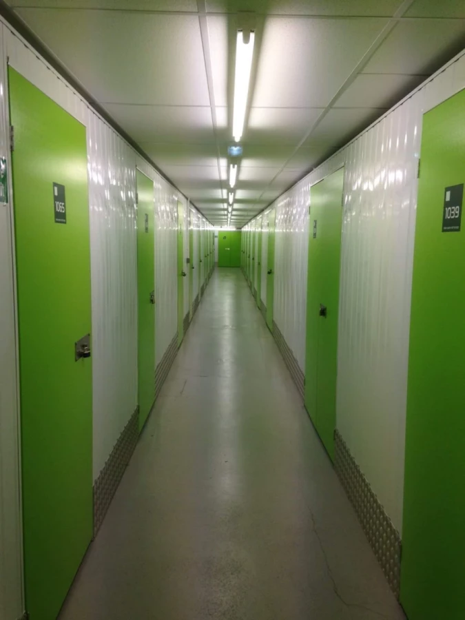 Light Loads Removals & Storage_4