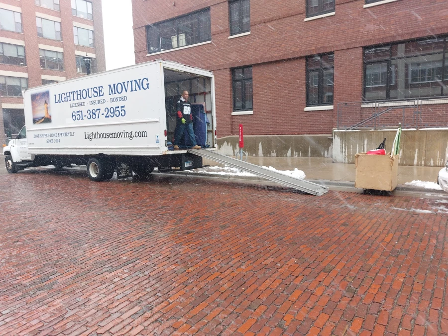Lighthouse Moving_5
