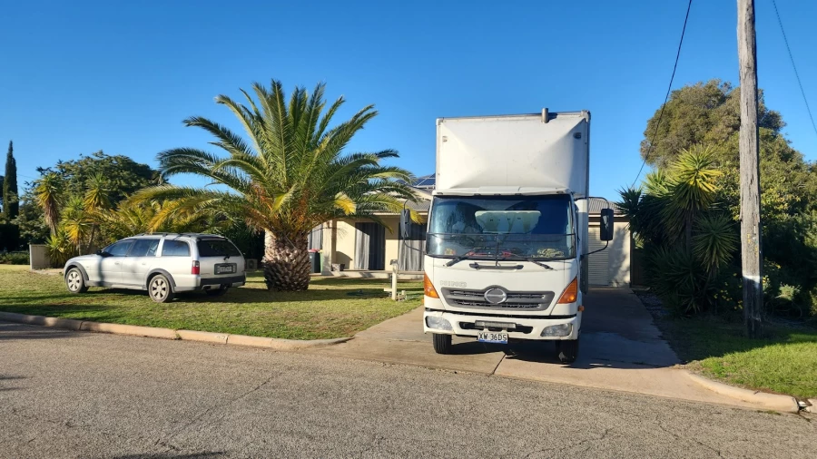 LNM Furniture Removalist_3