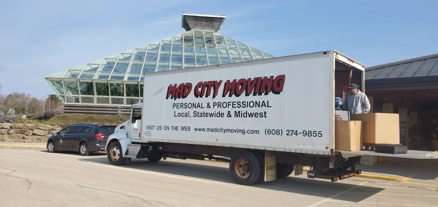 Mad City Moving_1