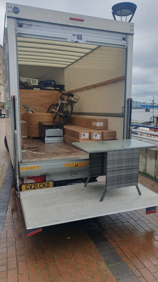 Man and Van-Astar_2