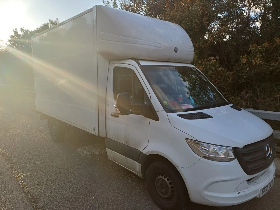 Man and Van-Astar_3