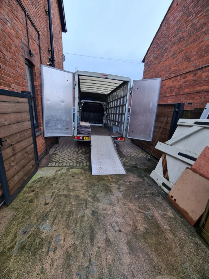 Man With A Van For Hire_4