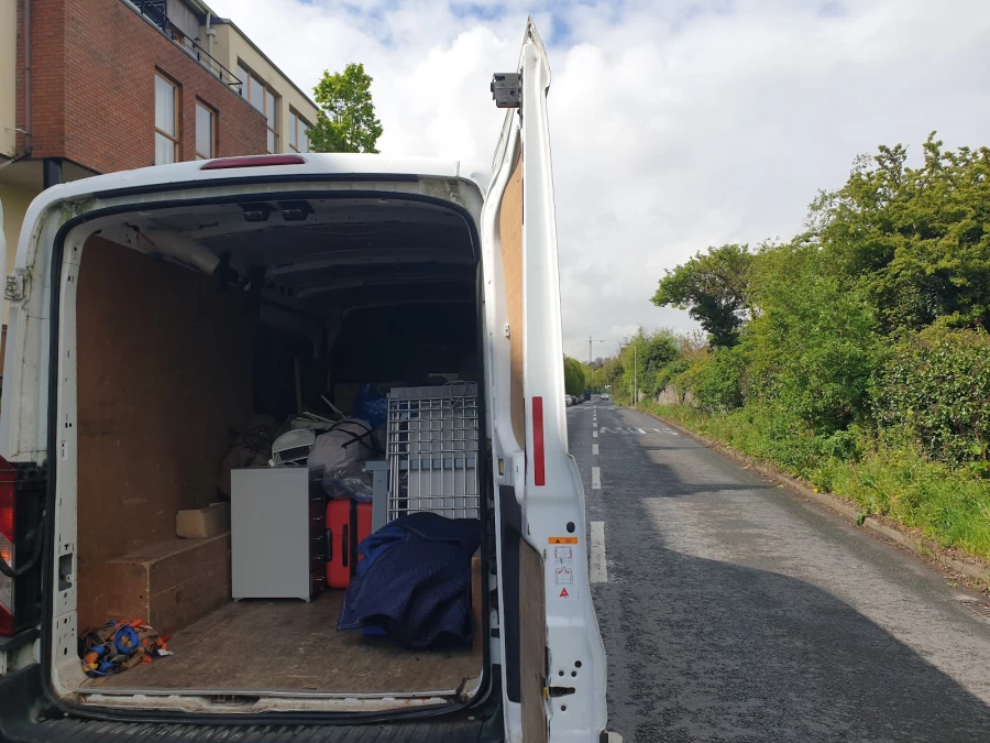 Man with Van Ireland_1