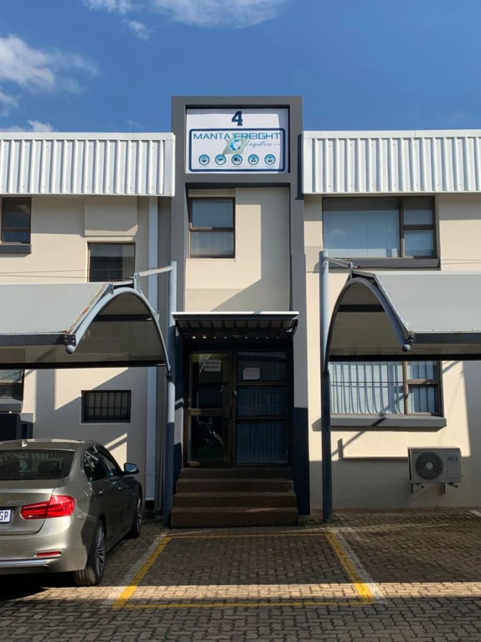 Manta Freight Logistics_1