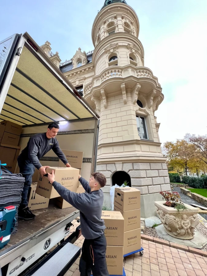 MARIAN Umzüge_1