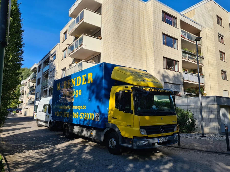 Michael Bender Umzüge_1