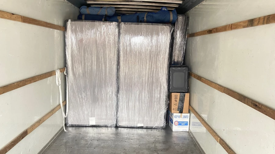 Mint Condition Moving_3
