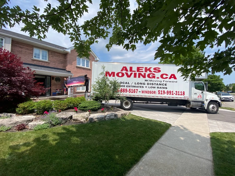 Mississauga Movers by Aleks Moving Best Move_2