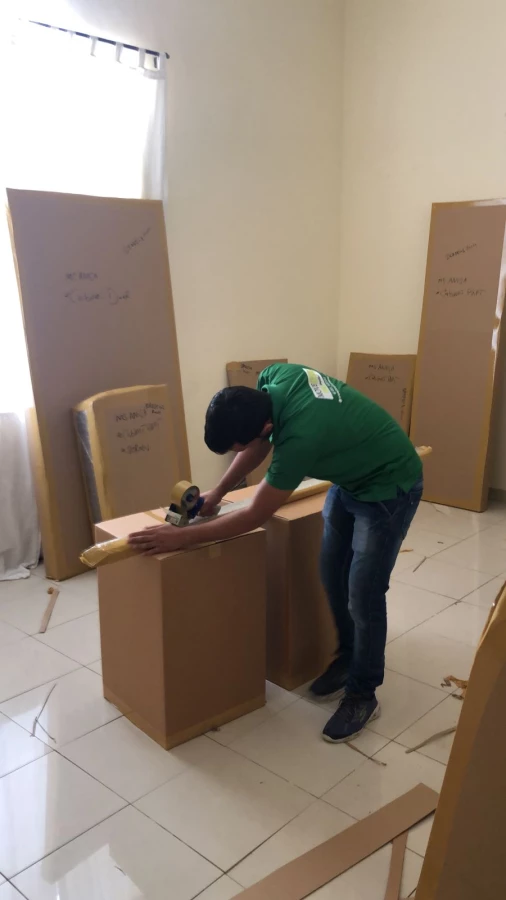 Move Five Shipping_3