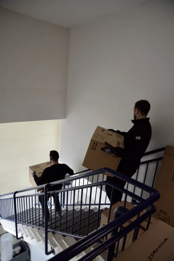 Moventur Möbelspedition GmbH_1