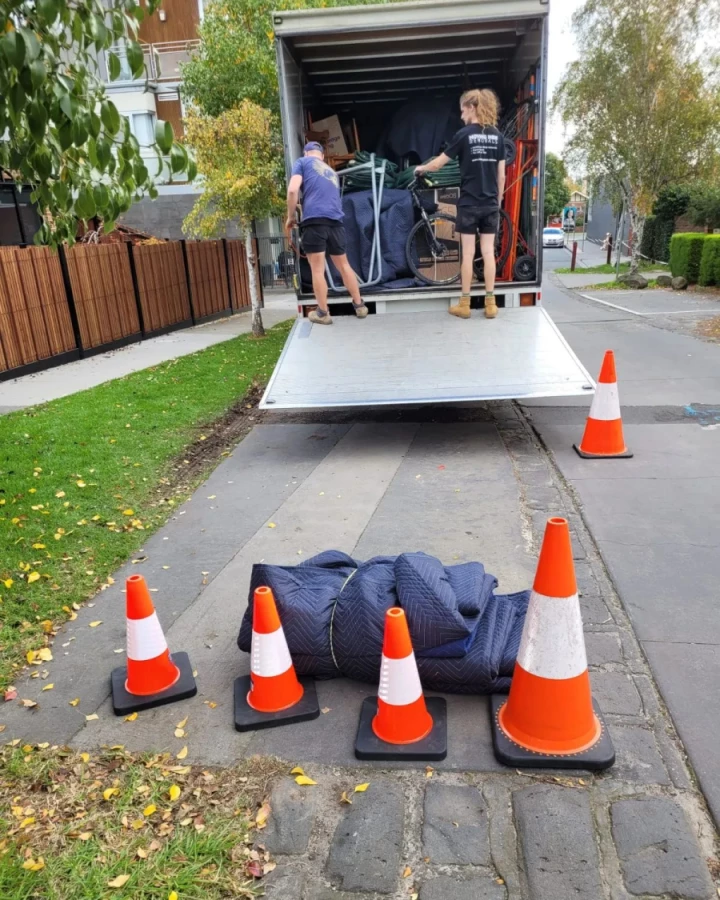 Moving Men Removals_5