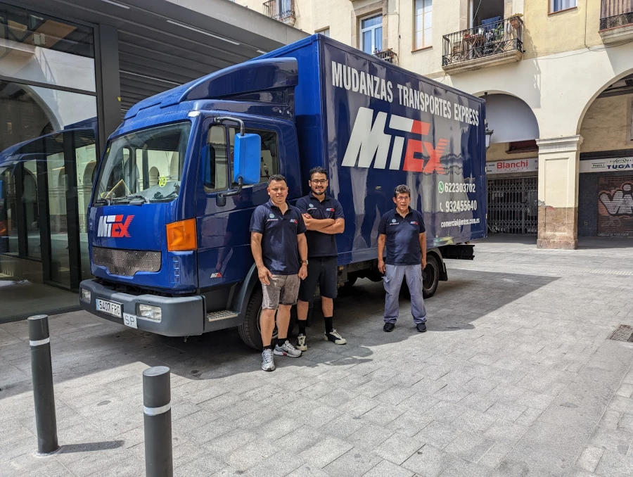 Mudanzas Y Transportes Express_4