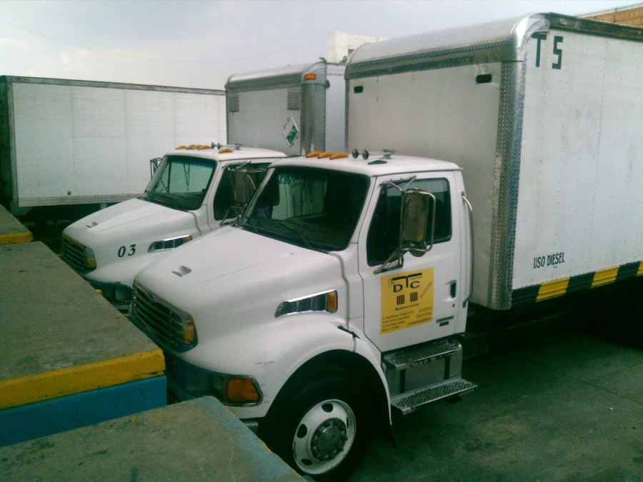 Multiservicios de Transporte de Carga Domcas_1