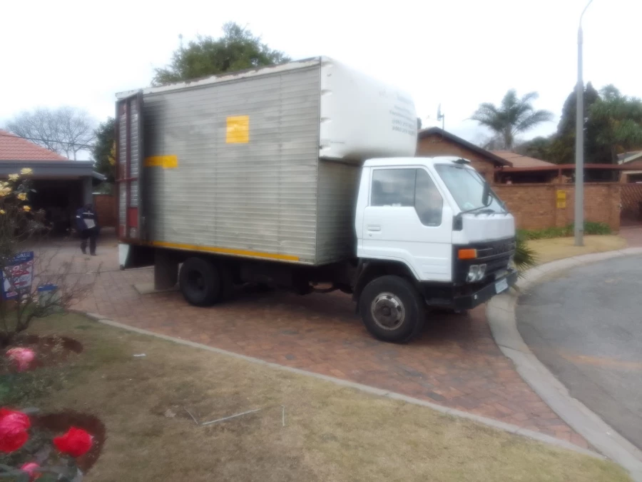 Nissi Removals_2