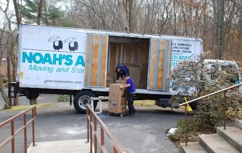 Noah’s Ark Moving_4