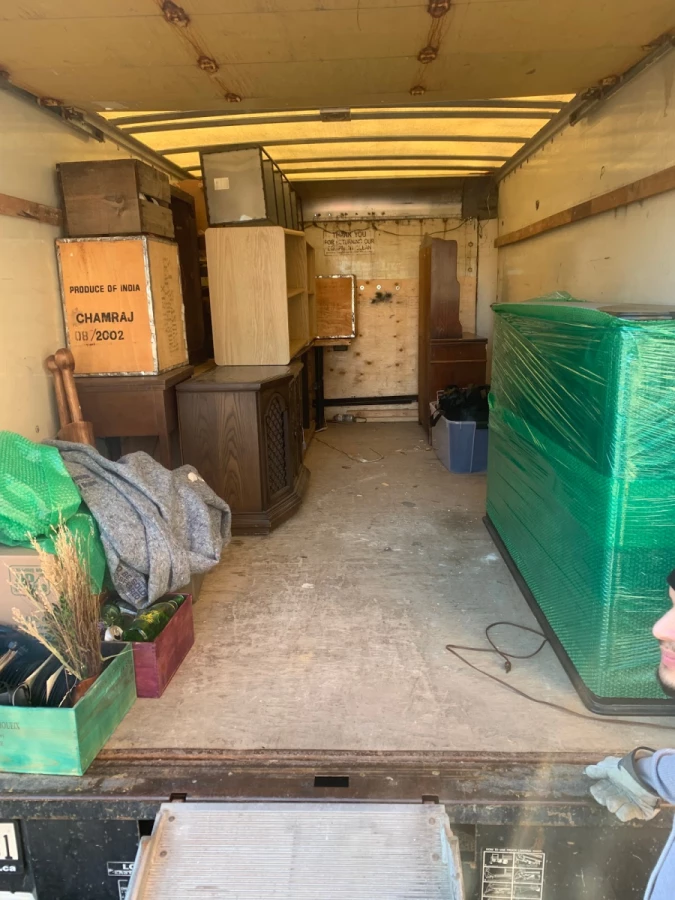 Noor Moving_3