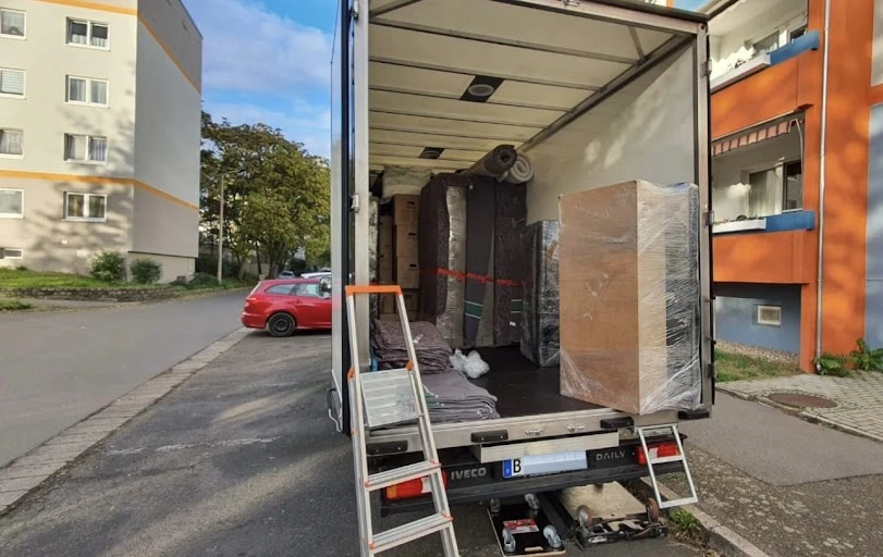 Nour Umzug und Transporte_1