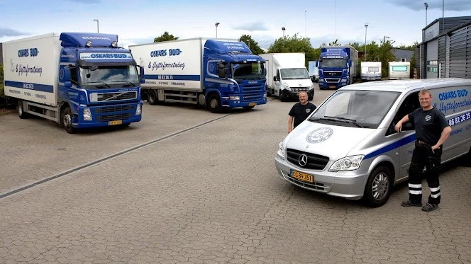 Oskars Bud- og Flytteforretning ApS_1
