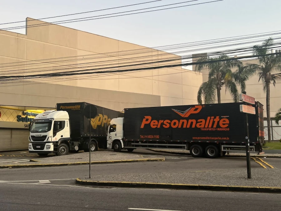 Personnalité Transportes e Mudanças_2