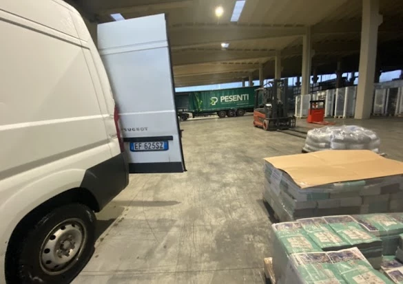 Pesenti  Trasporti & Logistica_4