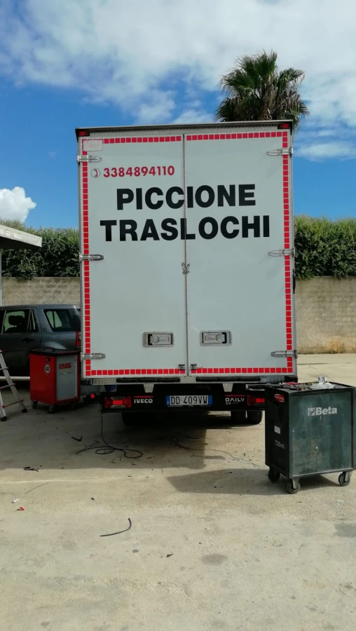 Piccione Antonino Traslochi E Trasporti_3