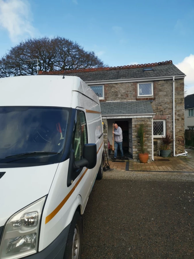 Plymove Man & Van_2