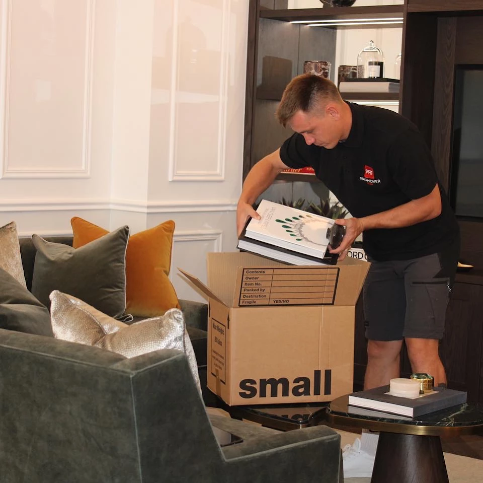 Promover Team Removals and Storage_5