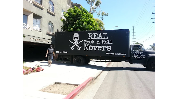 Real RocknRoll Movers_1