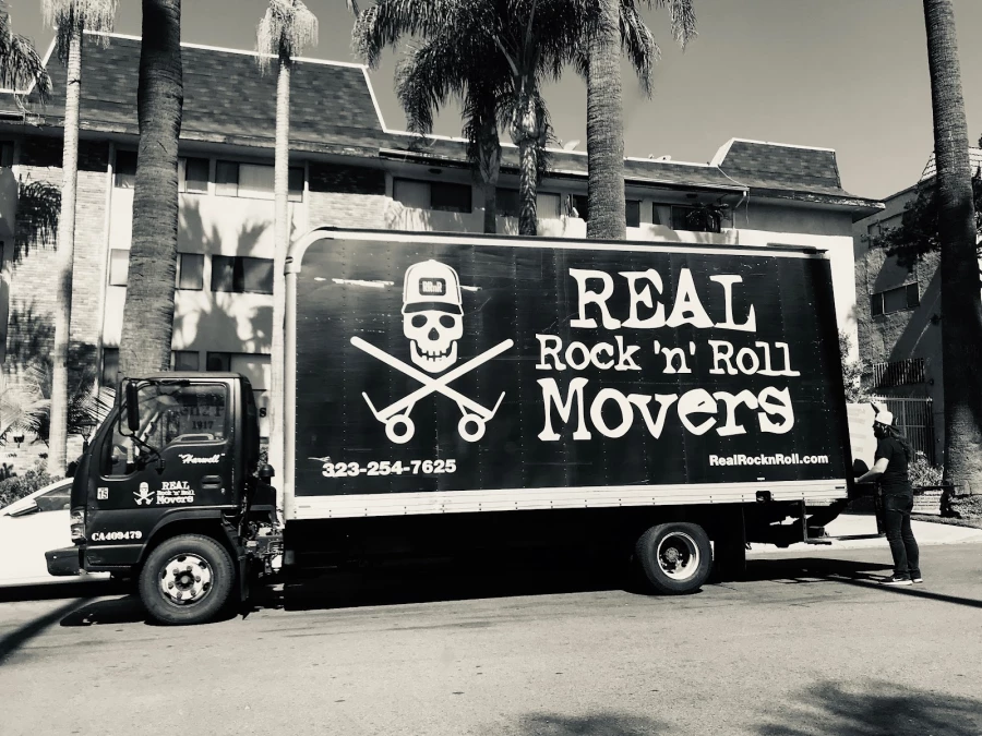 Real RocknRoll Movers_2
