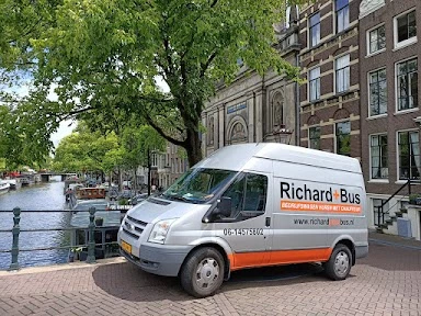 Richard plus Bus_2