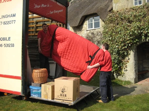 Sandys Removals & Storage._3