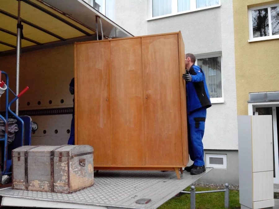 Scharff Umzüge UG_2