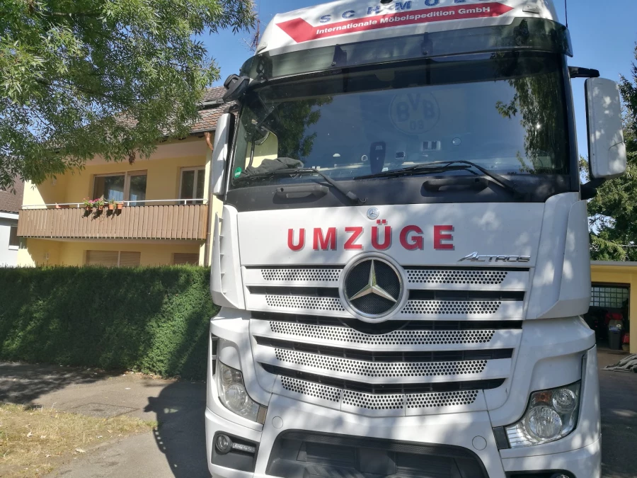 SCHMOLL Int. Mobelspedition_4