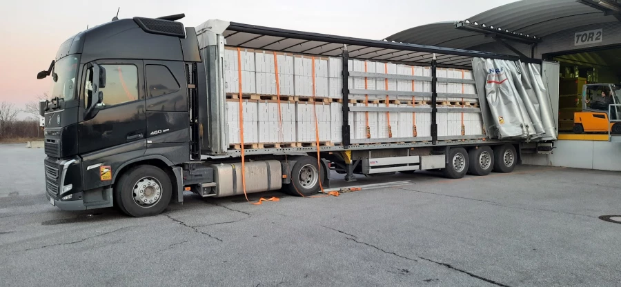 Schneider & Peklar Speditions-Partner_4