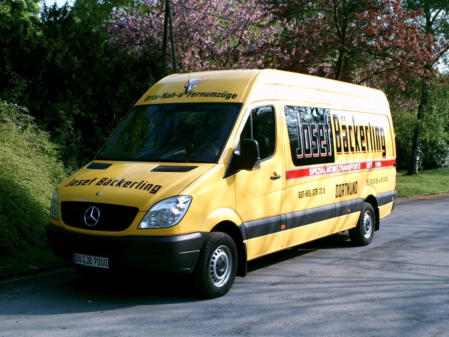 Spedition- und Möbeltransporte Josef Bäckerling_1