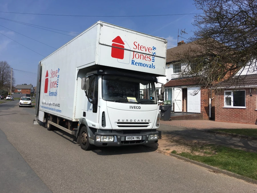 Steve Jones & Son Removals_1