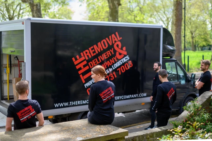 The Removal & Delivery Company_3