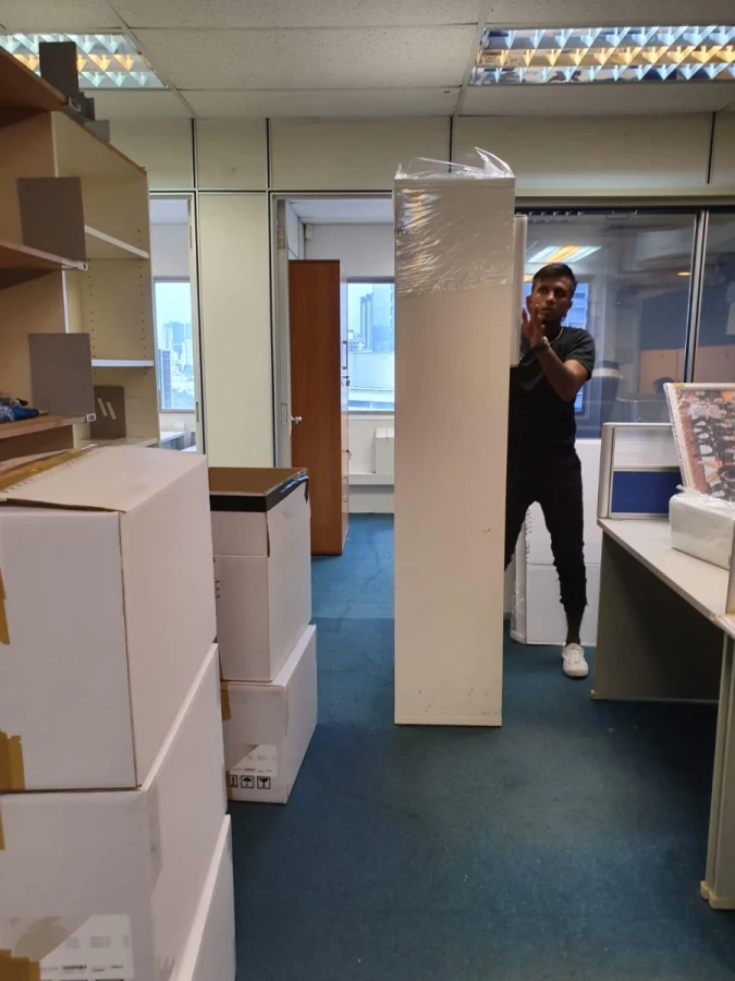 Titanium Movers & Logistics_3