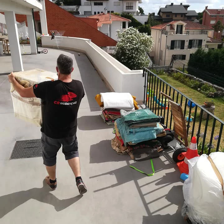 Transportes Coelho & Rosa Lda (CR Mudanças)_4