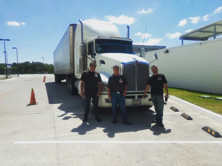 Transportes y Mudanzas Los Goyos_4