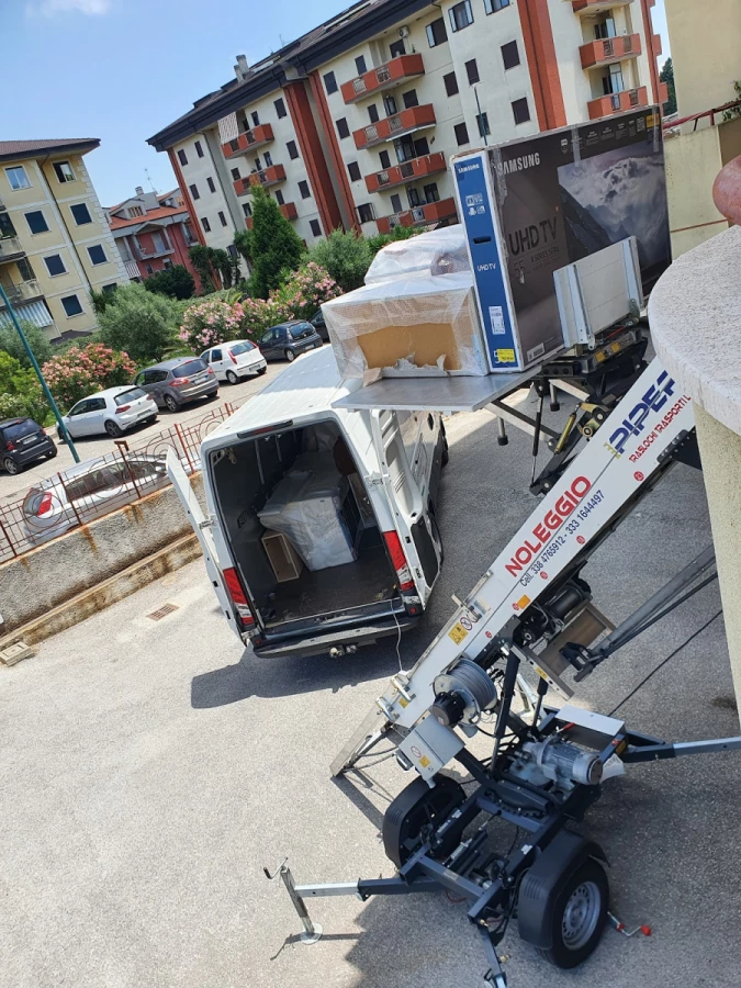 Traslochi Flli.Piperno_2