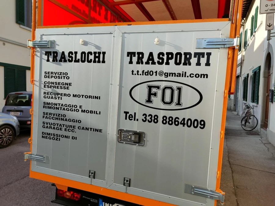 Traslochi & Trasporti F01_1