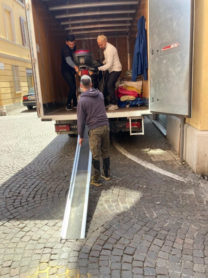 Traslochi & Trasporti F01_3