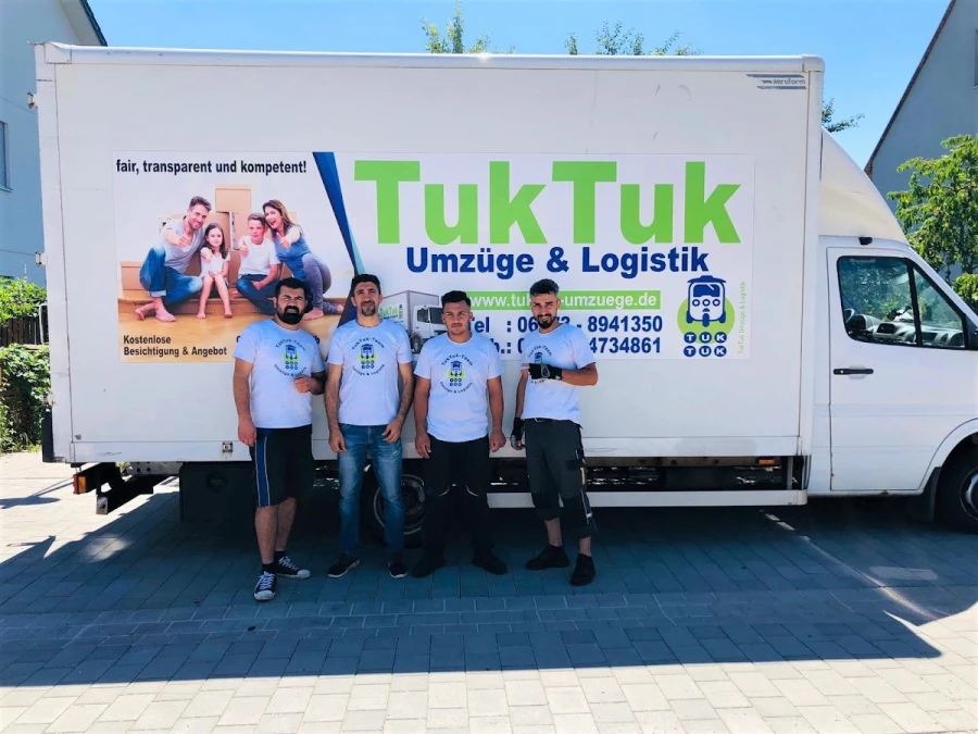 Tuktuk Umzuege & Logistik_2