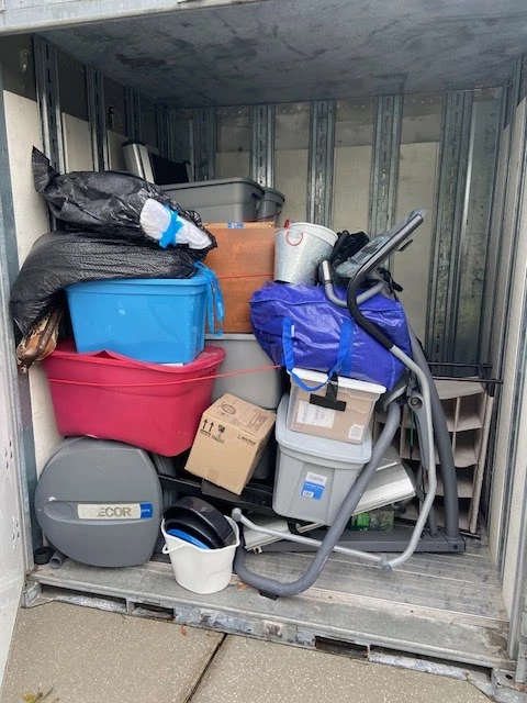 Two Men and a Truck_3