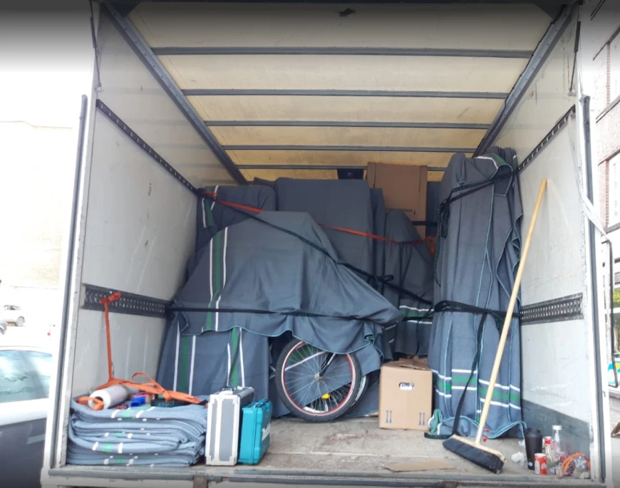 Umzugshelfer-hamburg.de_1