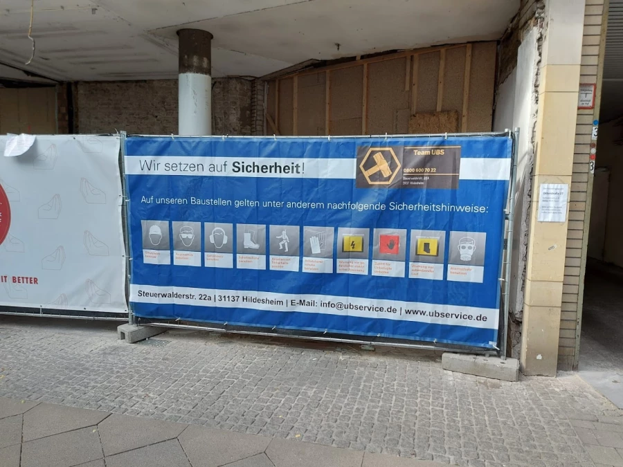 Universal Blitz Service_2