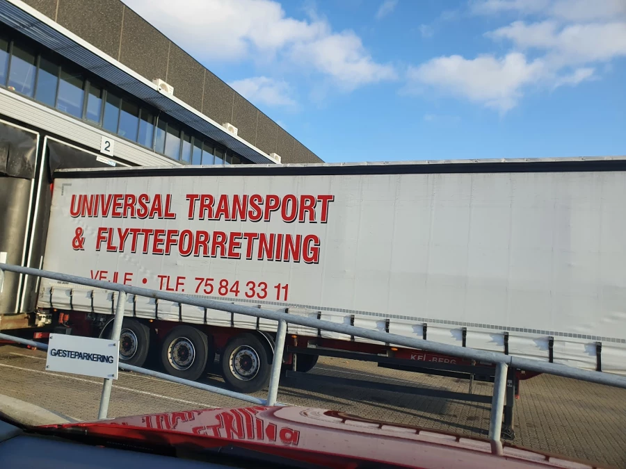 Universal Transport & Flytteforretning ApS_3