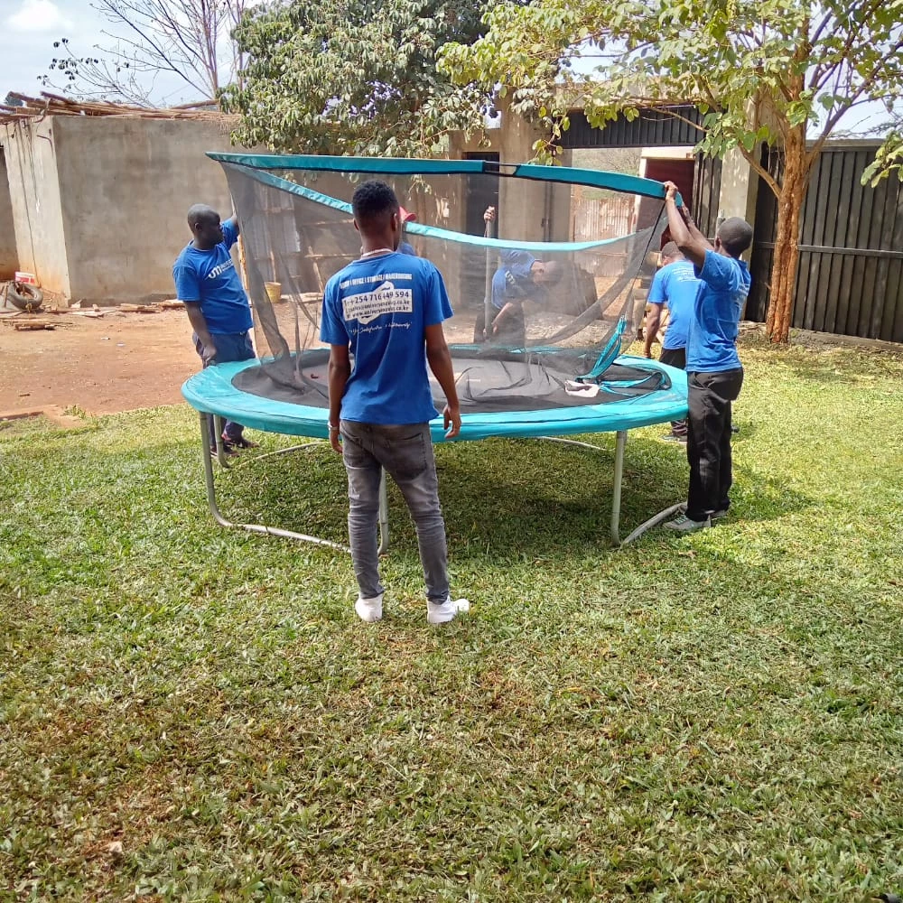 Universe Movers and Relocations_3